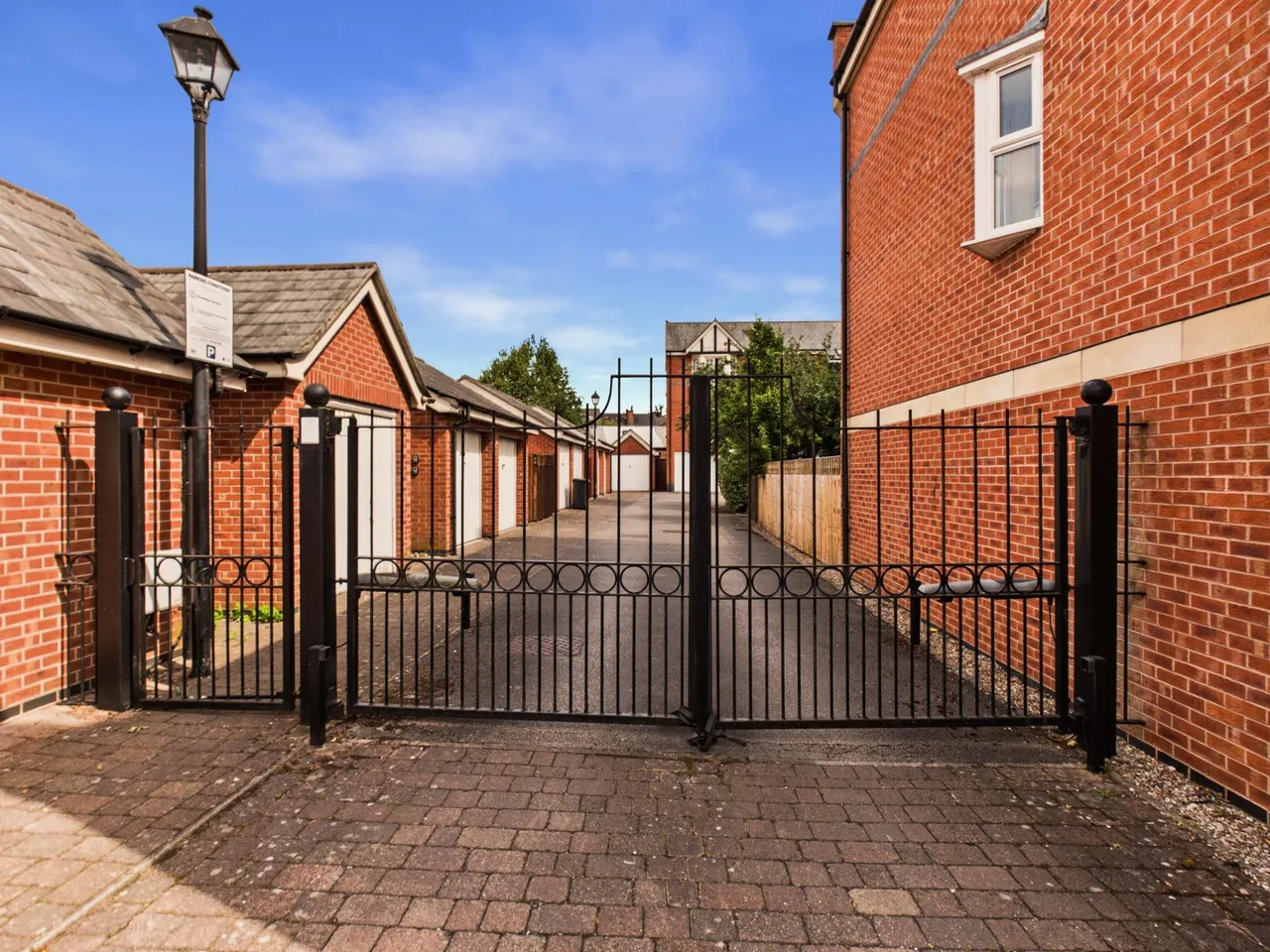 Roman Road, Chester Green, DE1, photo 14