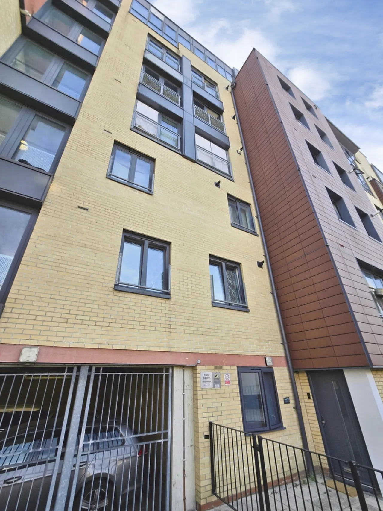 1 bed flat for sale, Gants Hill, IG2