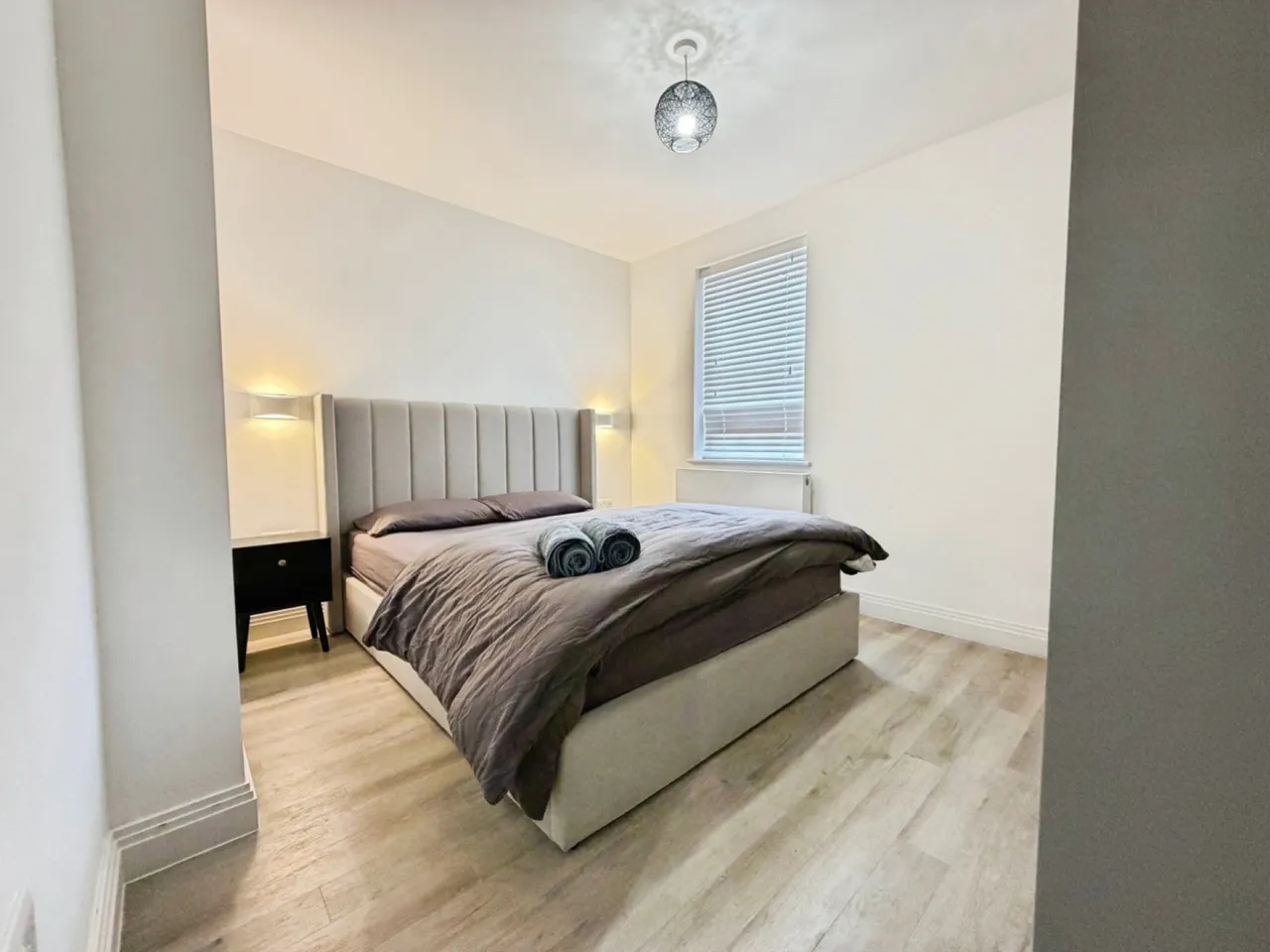 Uxbridge Road, Hanwell, photo 4