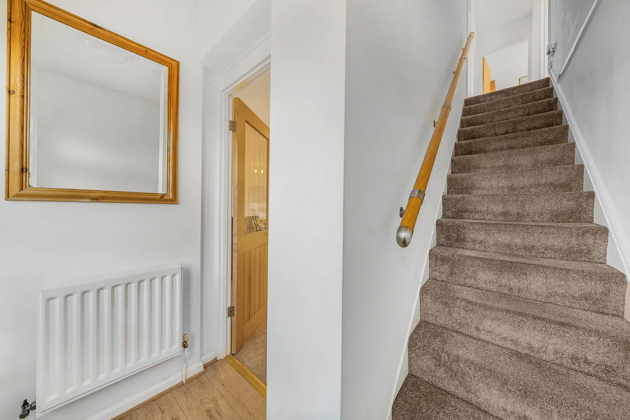 Moated Farm Drive, Addlestone, KT15, photo 17