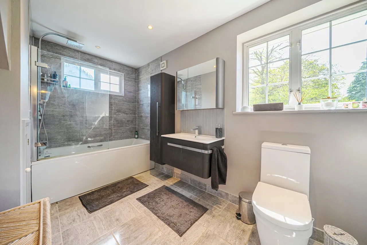 Highfield Road, BR7, photo 10