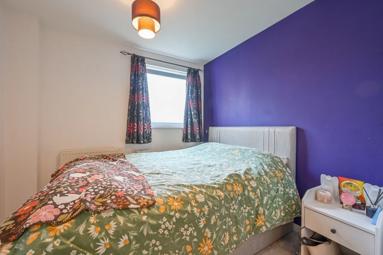 London, E14, photo 3