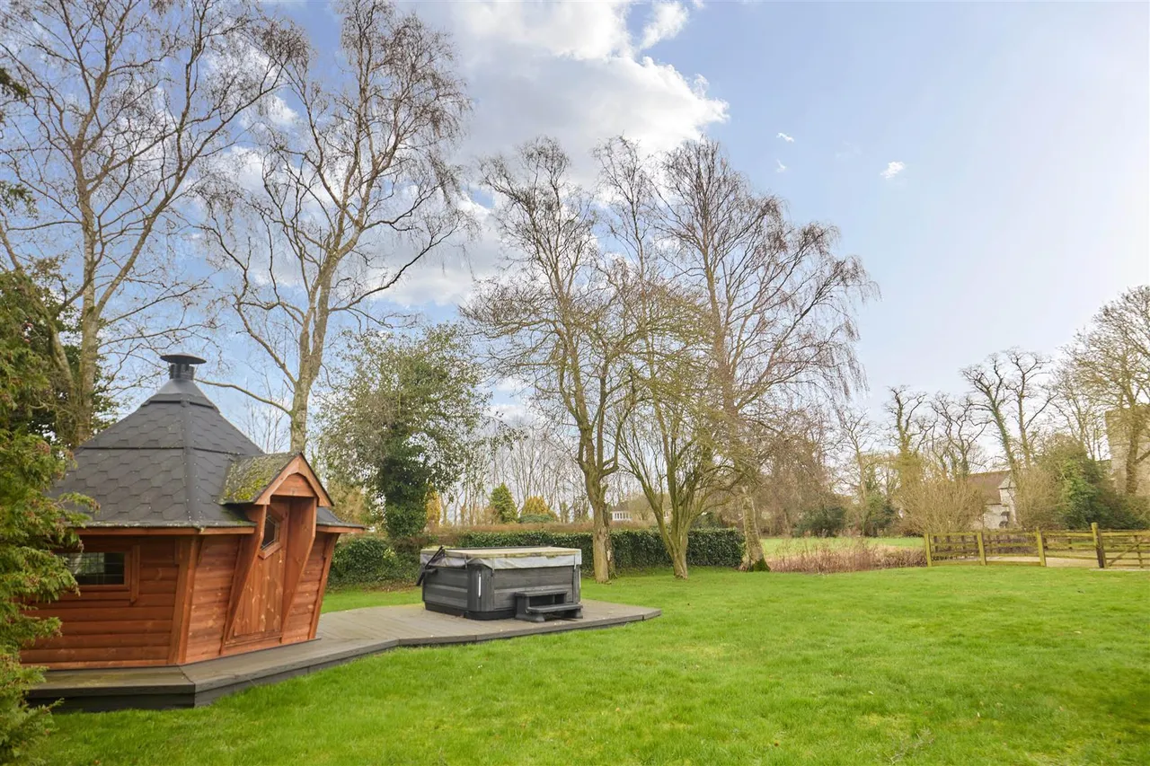 Church Lane, St James South Elmham, IP19, photo 11