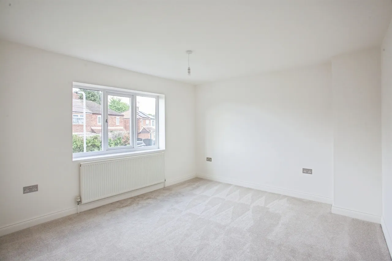 Myrtle Crescent, Wickersley, ROTHERHAM, photo 12