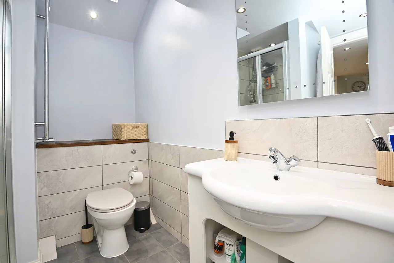 Hyde Park Road, Harrogate, HG1, photo 13