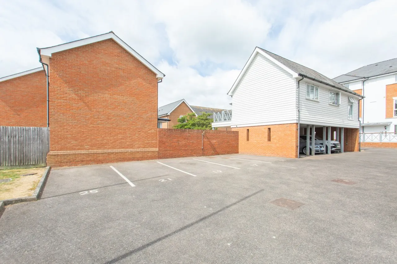 Wicketts End, Whitstable, CT5, photo 11