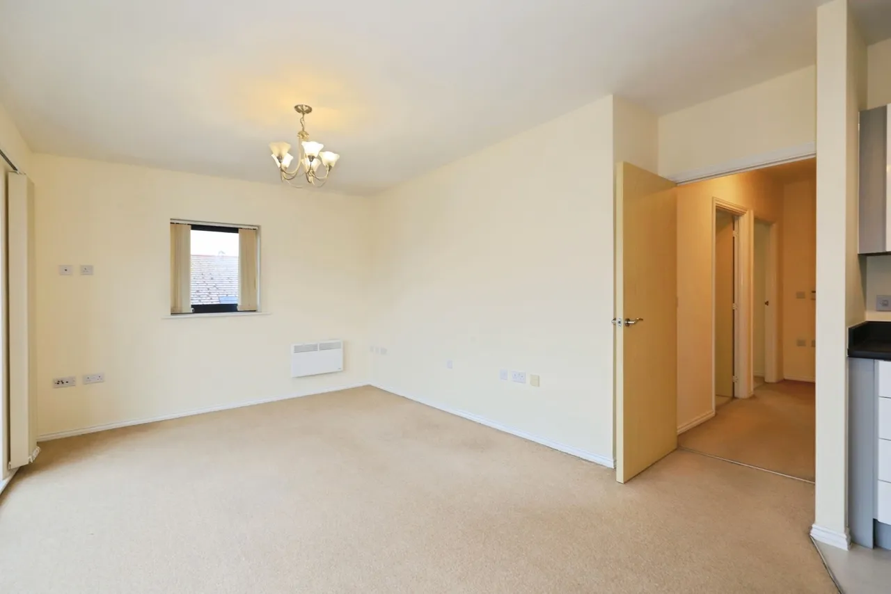 Larch Way, Stourport-on-Severn, DY13, photo 9