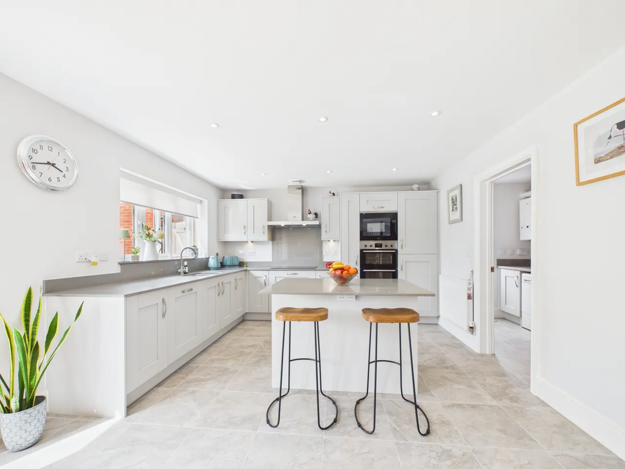 Villard Close, Coombe Hill, Gloucester, GL19 4ER, photo 6