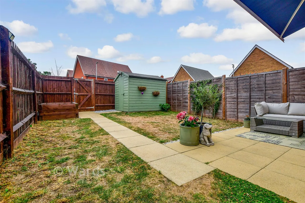 Long Strakes, Staplehurst, TN12, photo 2