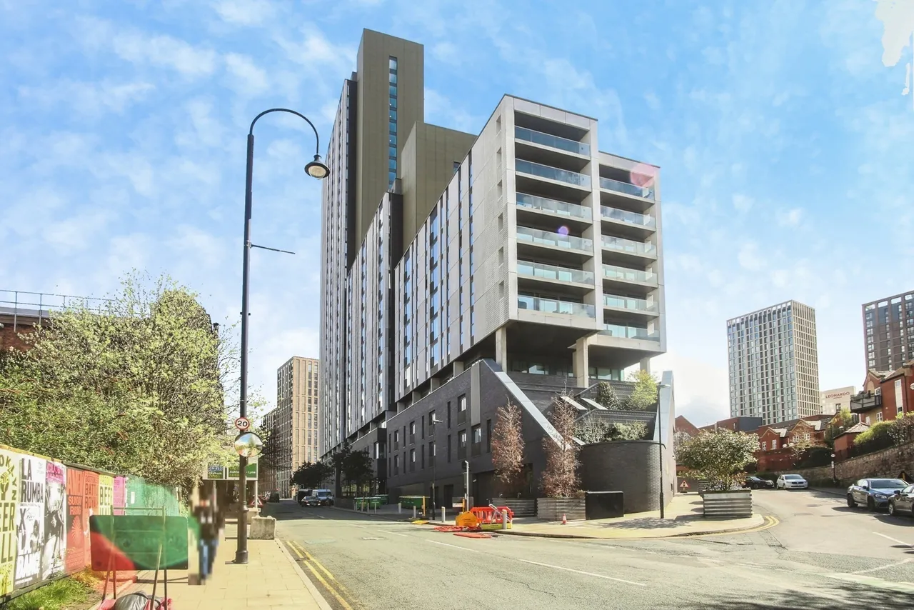 2 bed flat for sale, Store Street, Manchester, M1