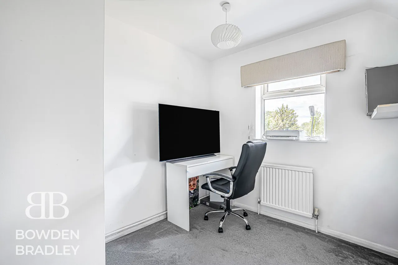 St. Marys Way, Chigwell, IG7, photo 20