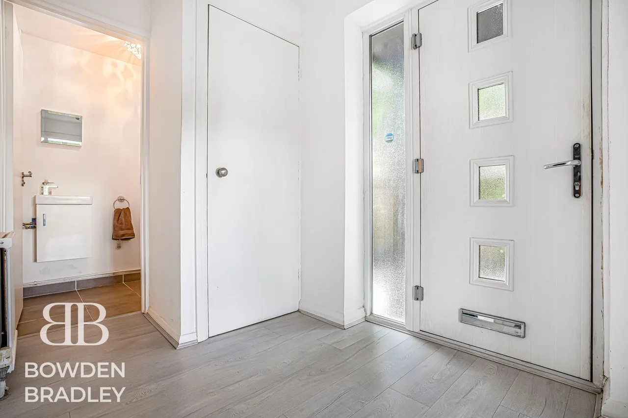 St. Marys Way, Chigwell, IG7, photo 43
