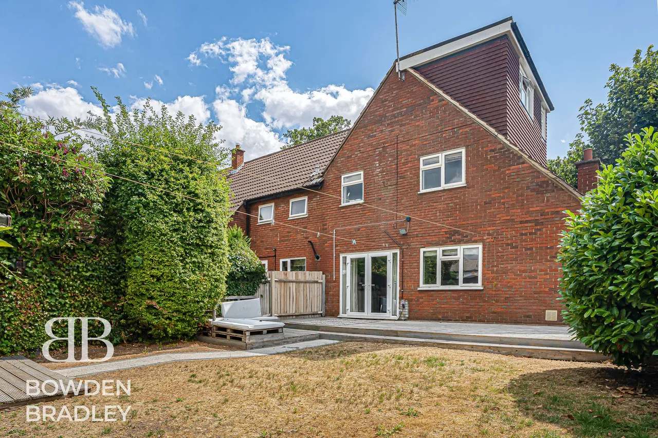 St. Marys Way, Chigwell, IG7, photo 56