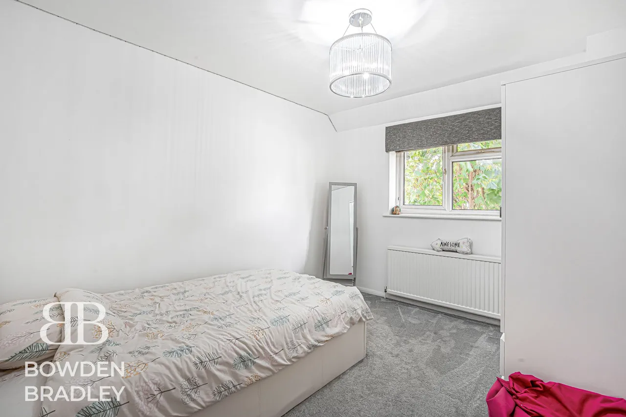 St. Marys Way, Chigwell, IG7, photo 49
