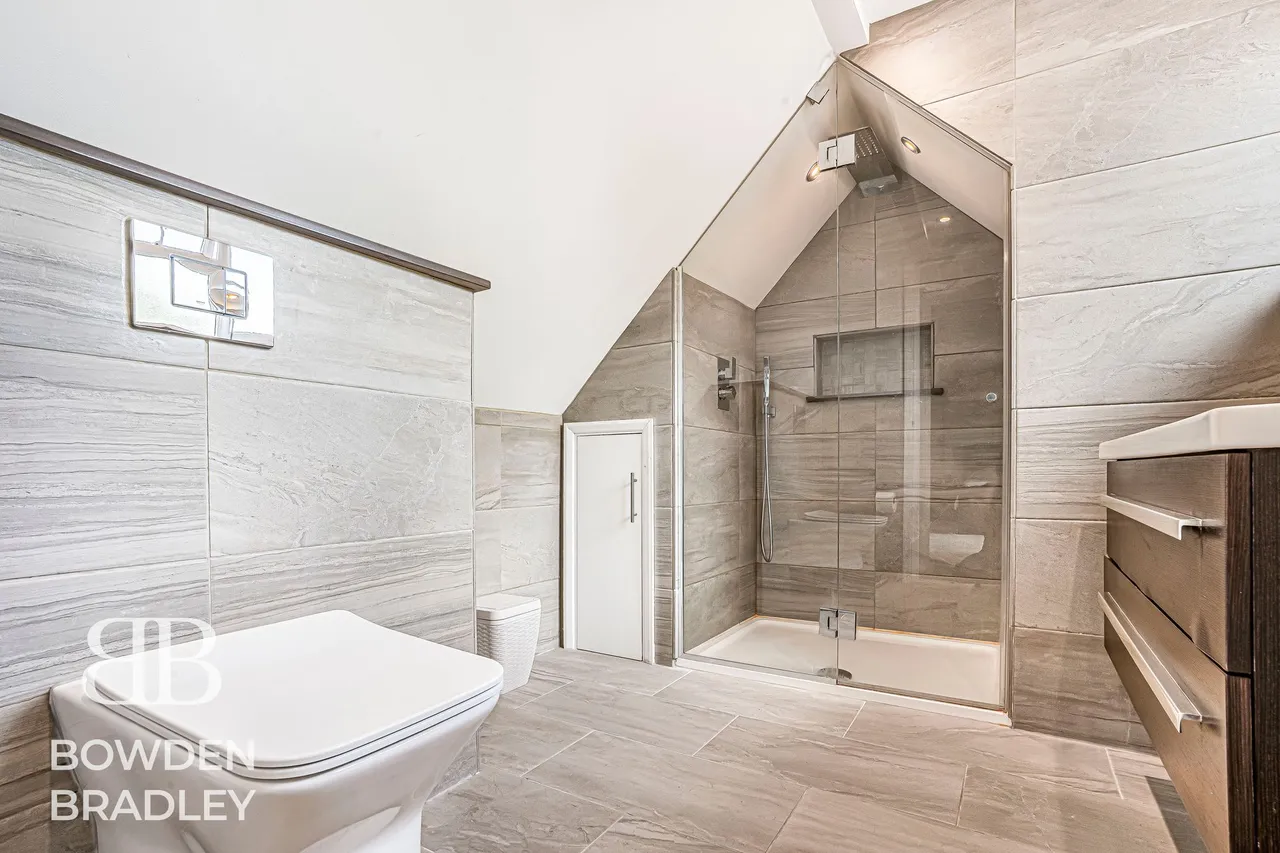 St. Marys Way, Chigwell, IG7, photo 47