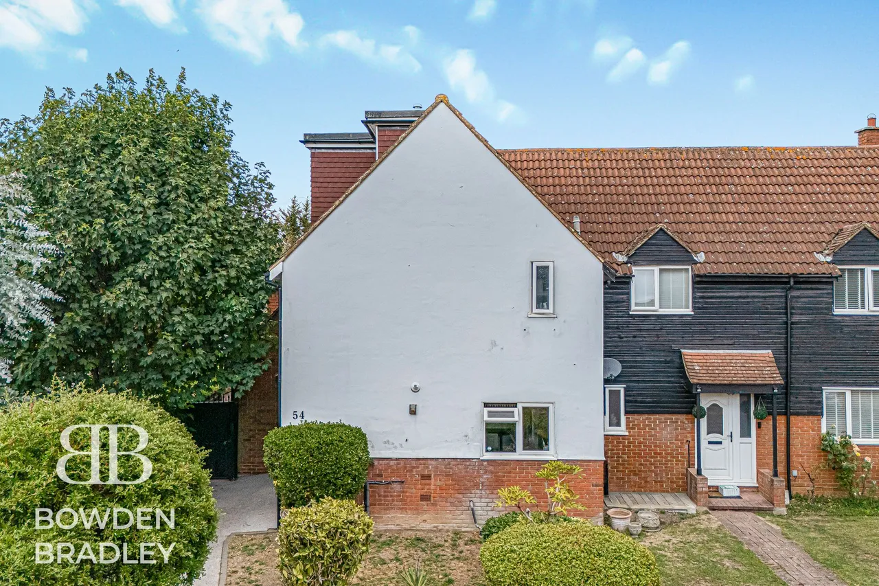 St. Marys Way, Chigwell, IG7, photo 57