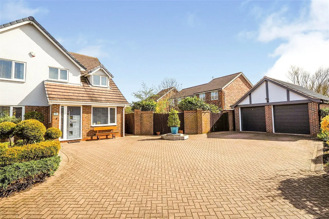 4 bed house for sale, Ambleside, Gamston, NG2