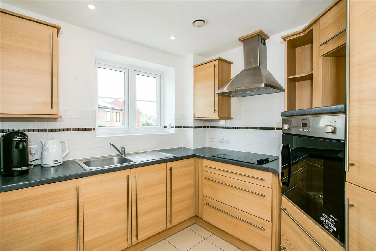 Old Park Road, Hitchin, SG5, photo 4