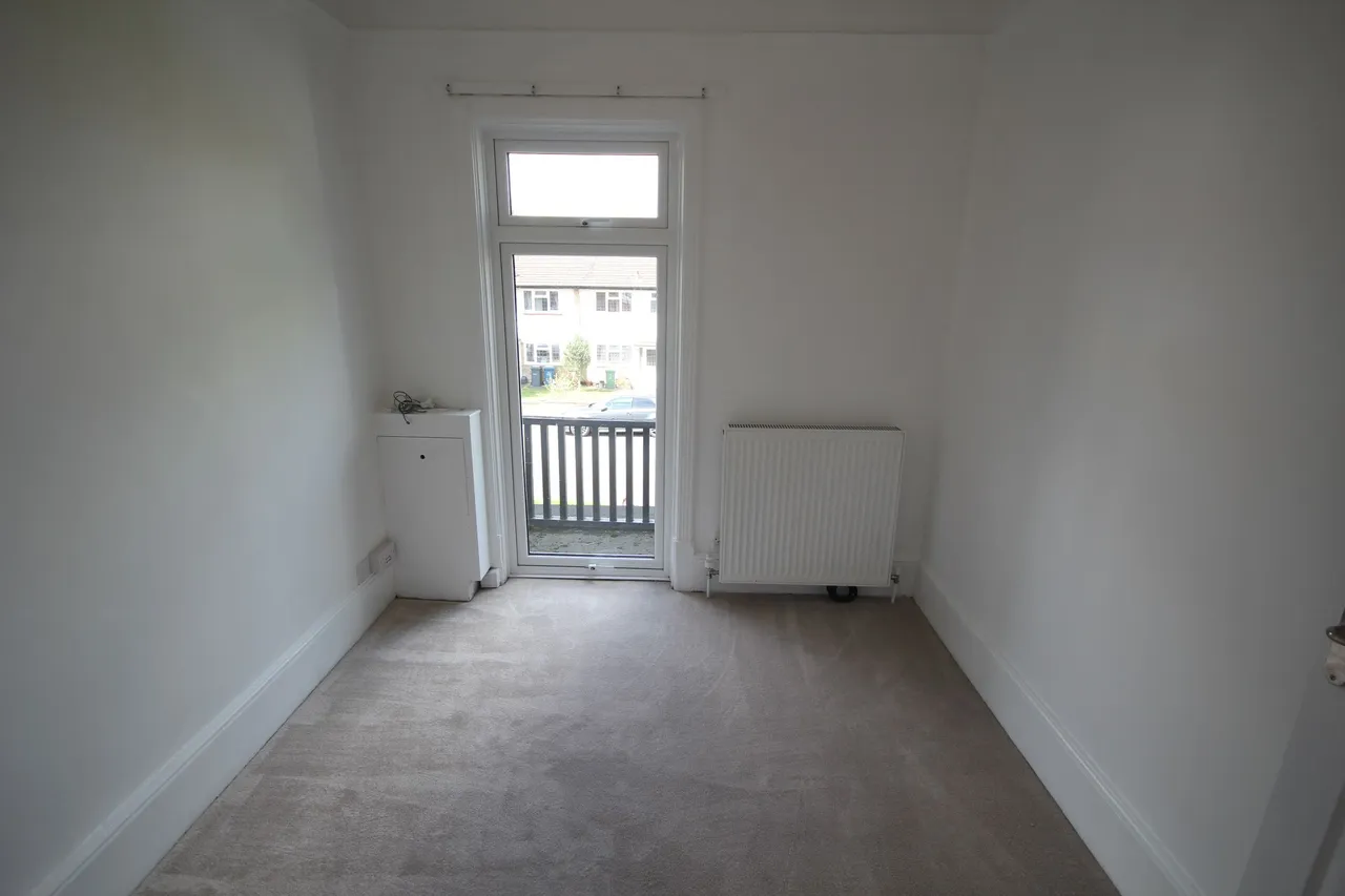 b Devonshire Road, Pinner, photo 10