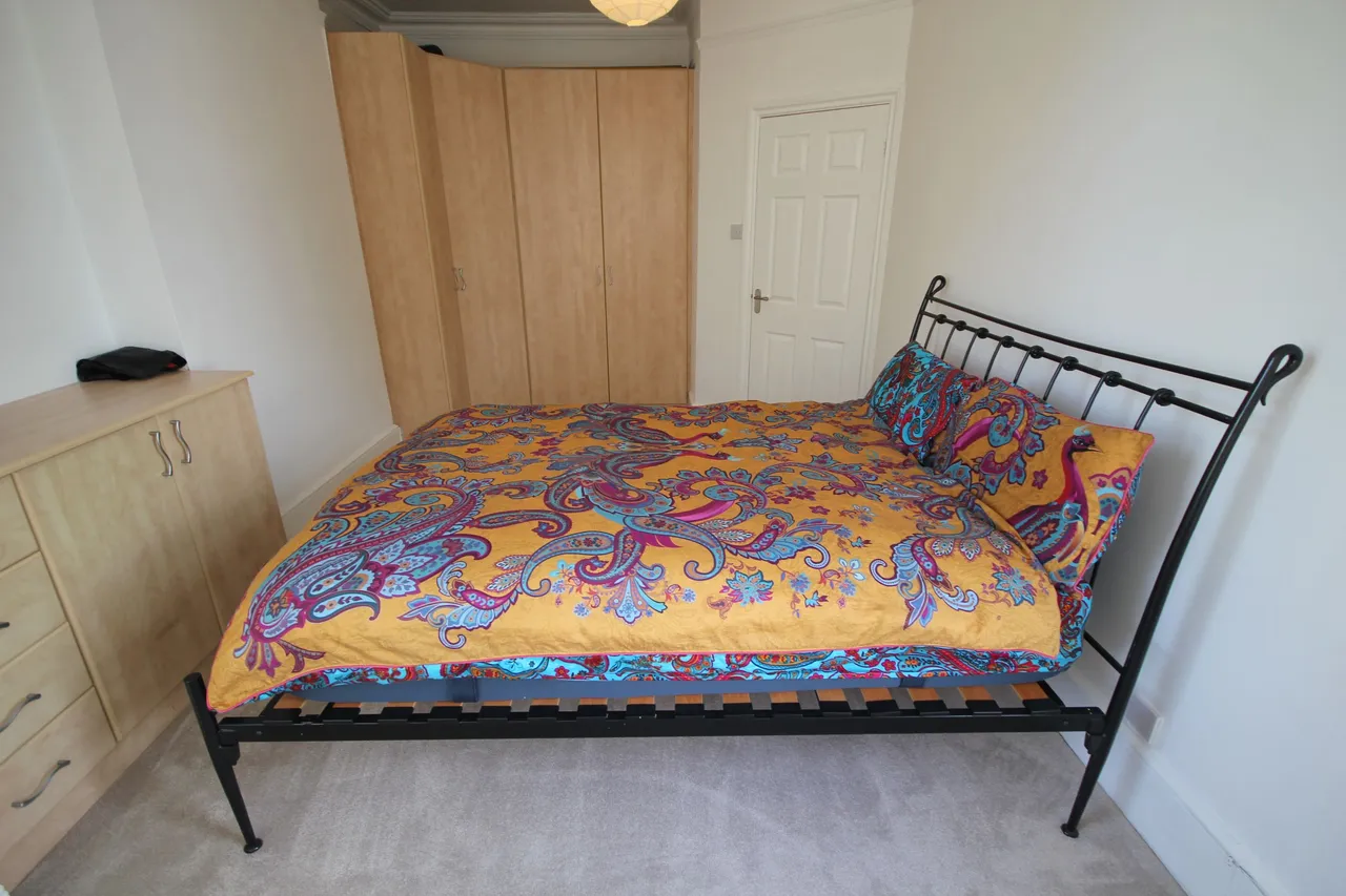 b Devonshire Road, Pinner, photo 7