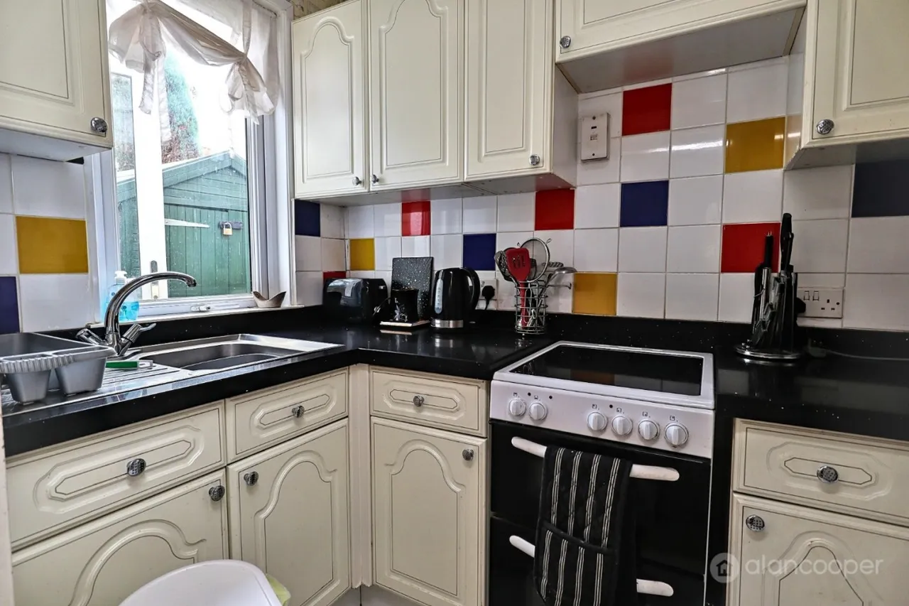 Ventnor Street, Weddington, CV10, photo 9