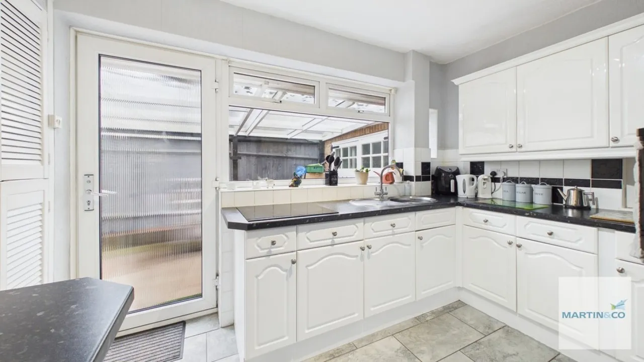 Ashfurlong Crescent, photo 5