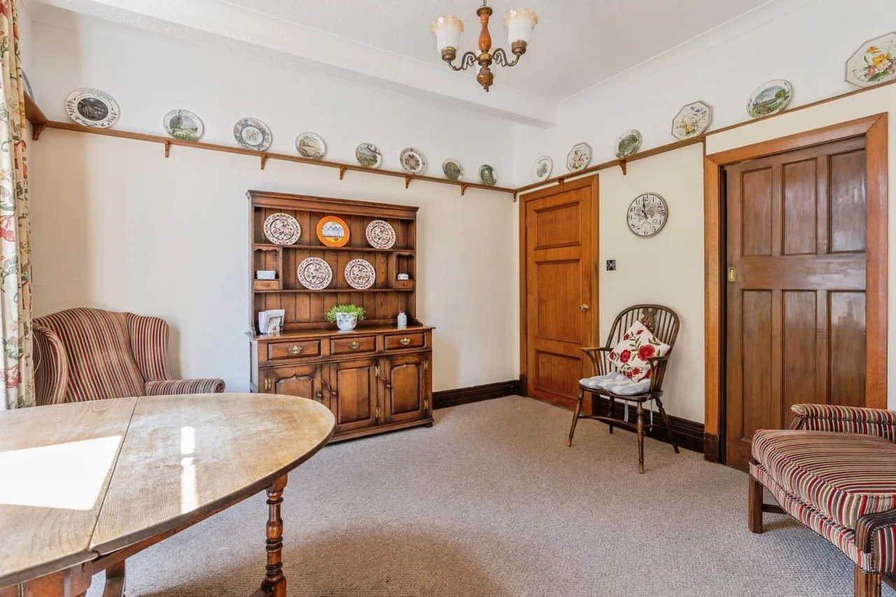 Bradleigh Avenue, Grays, Essex, RM17, photo 13