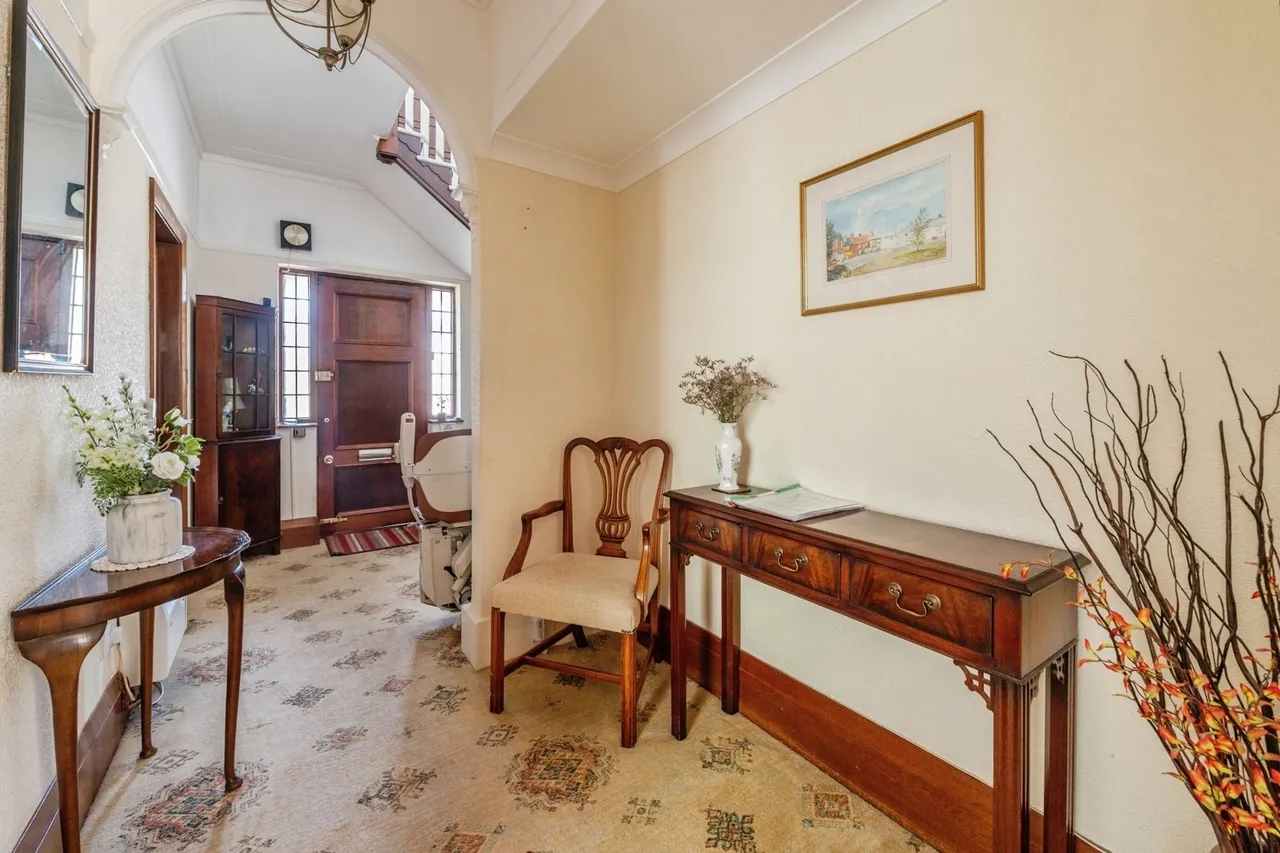 Bradleigh Avenue, Grays, Essex, RM17, photo 5