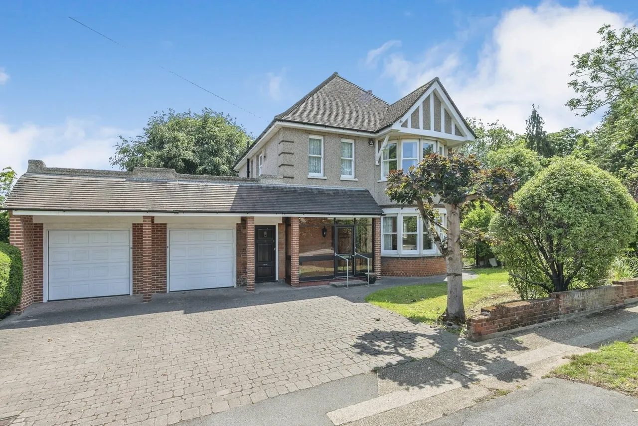 Bradleigh Avenue, Grays, Essex, RM17, photo 34