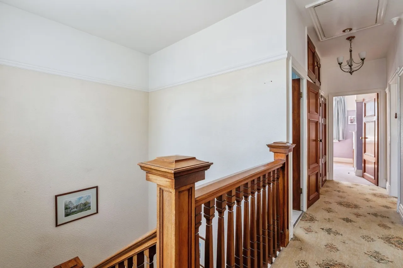 Bradleigh Avenue, Grays, Essex, RM17, photo 20