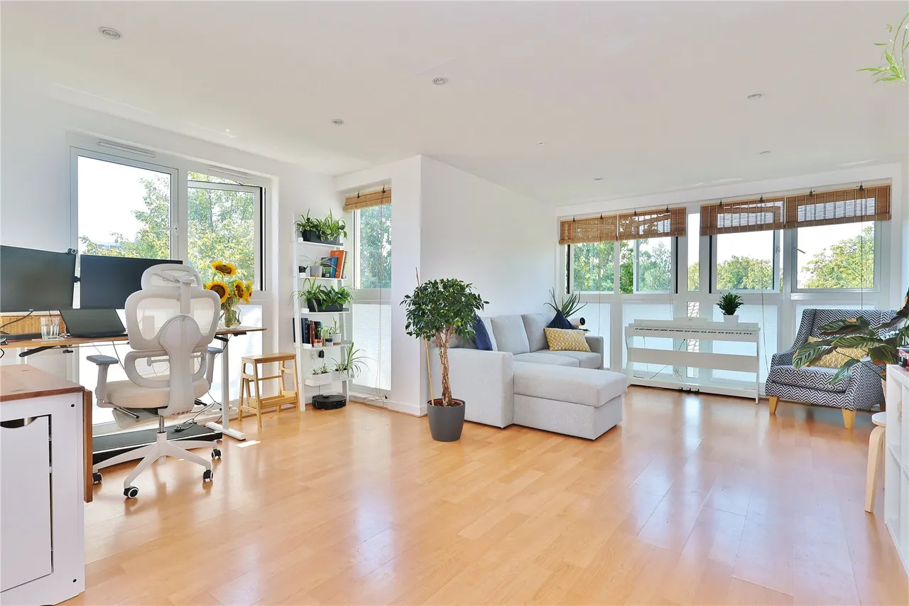 Constitution Hill, Woking, GU22, photo 2