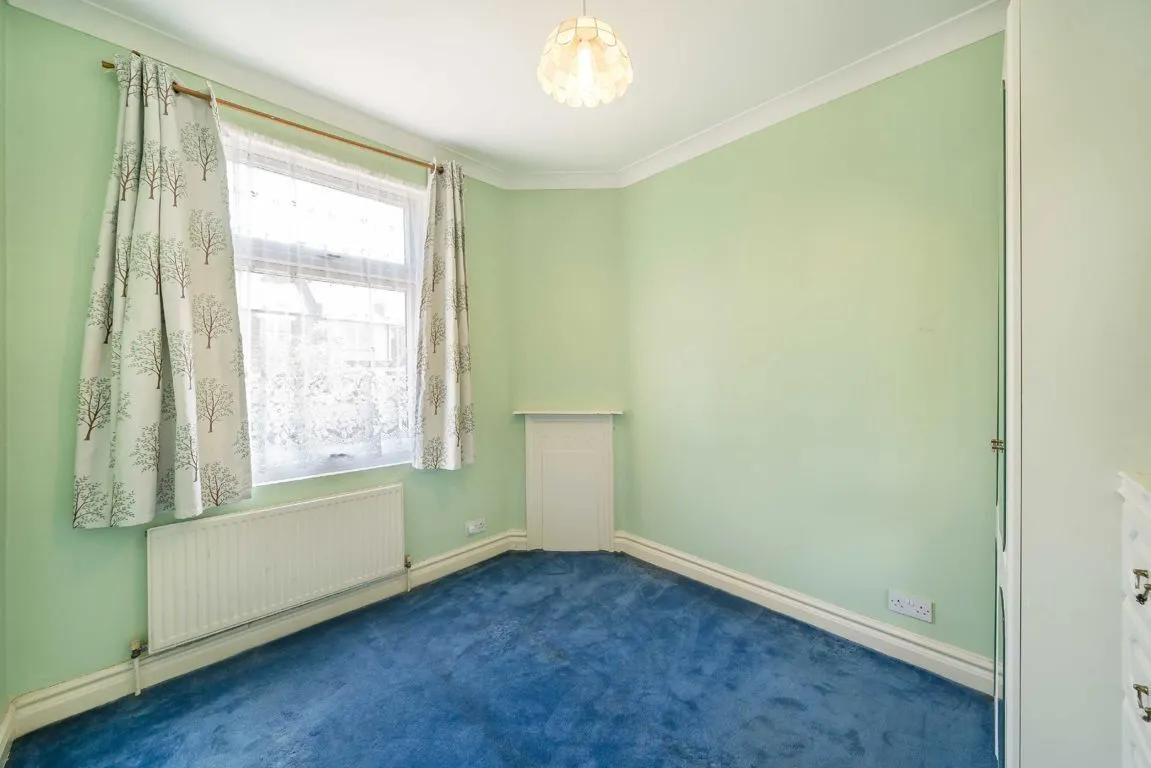 Chertsey Street, SW17, photo 4