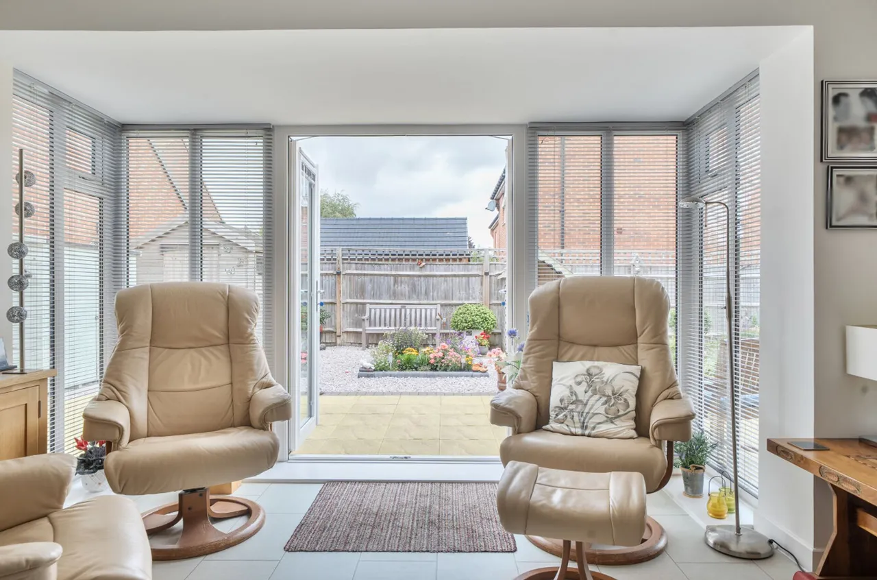 Toop Gardens, Aldingbourne, PO20, photo 9