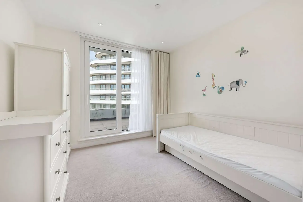 Queenstown Road, London, SW11 8BW, photo 11