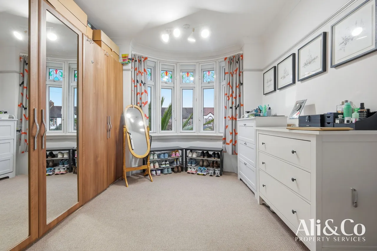 Lodge Lane, Grays, Essex, RM16 2YP, photo 16