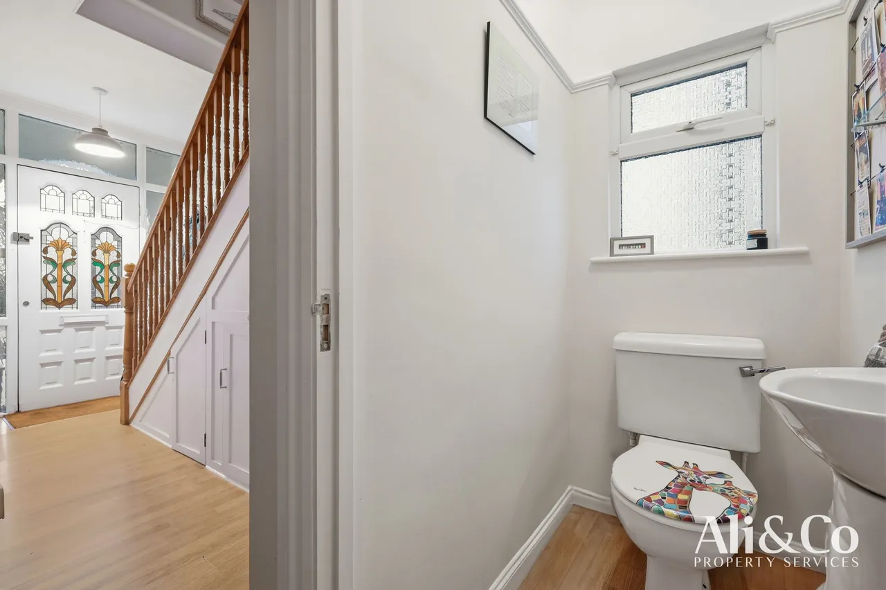 Lodge Lane, Grays, Essex, RM16 2YP, photo 11
