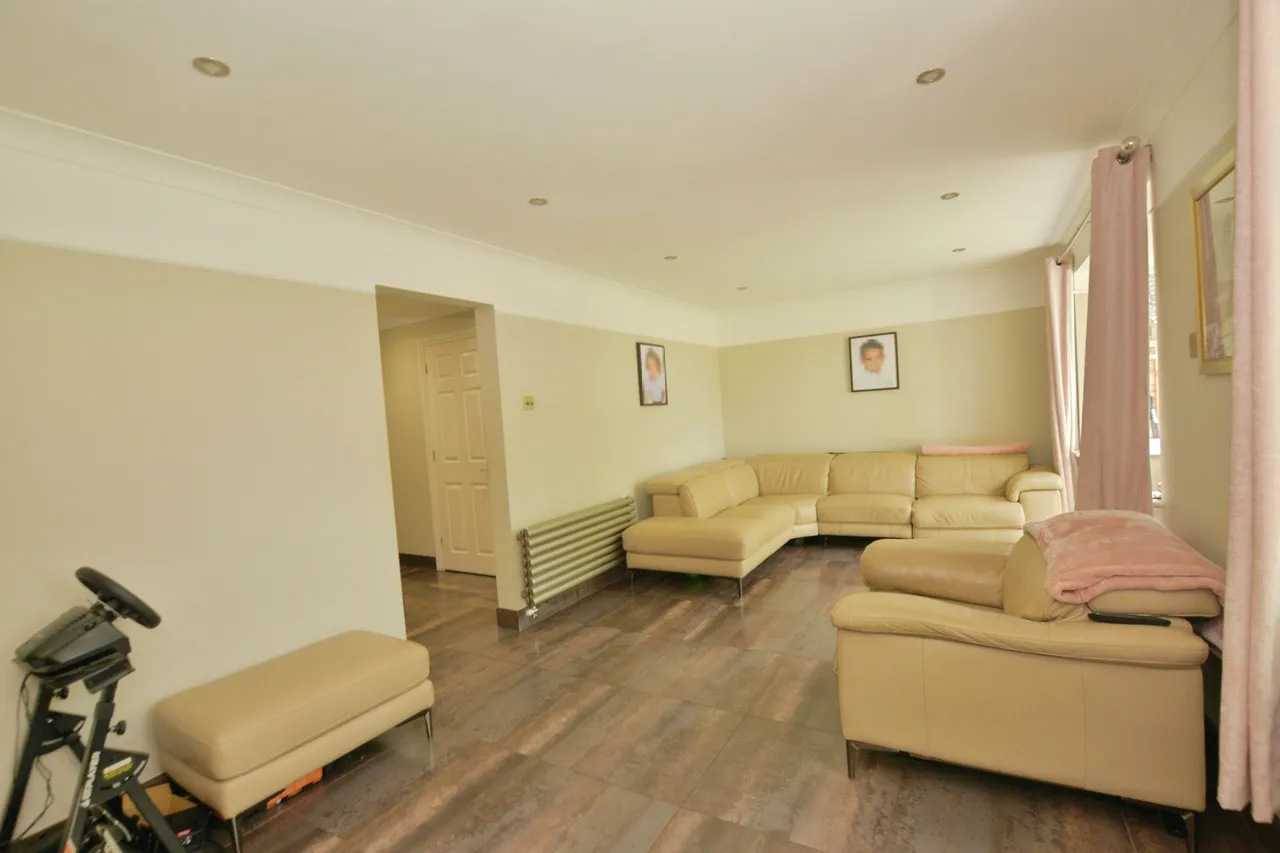 Molloy Road, Ashford, photo 2