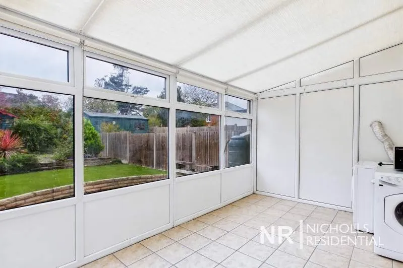 Grange Road, Chessington, KT9, photo 7