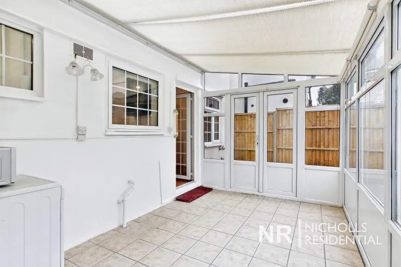 Grange Road, Chessington, KT9, photo 8