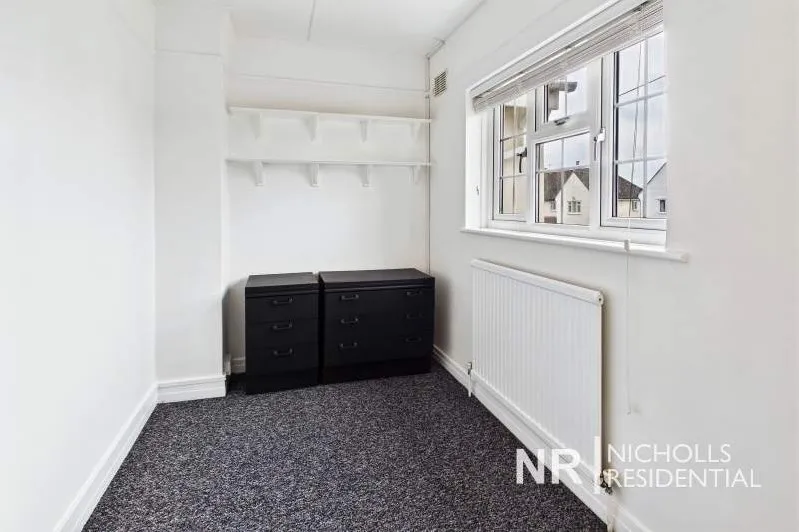 Grange Road, Chessington, KT9, photo 12