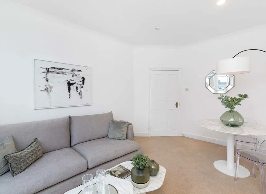 St. Georges Drive, Pimlico, SW1V, photo 2