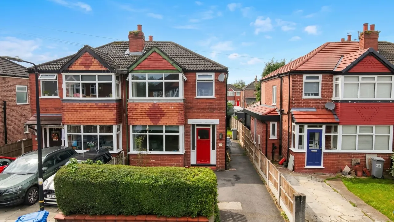 3 bed house for sale, Bamber Avenue, Sale, M33