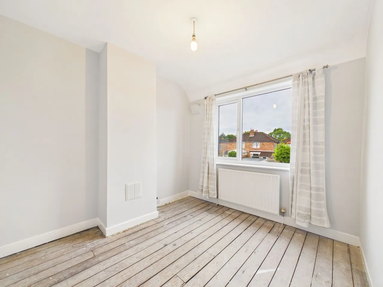 Bamber Avenue, Sale, M33, photo 7