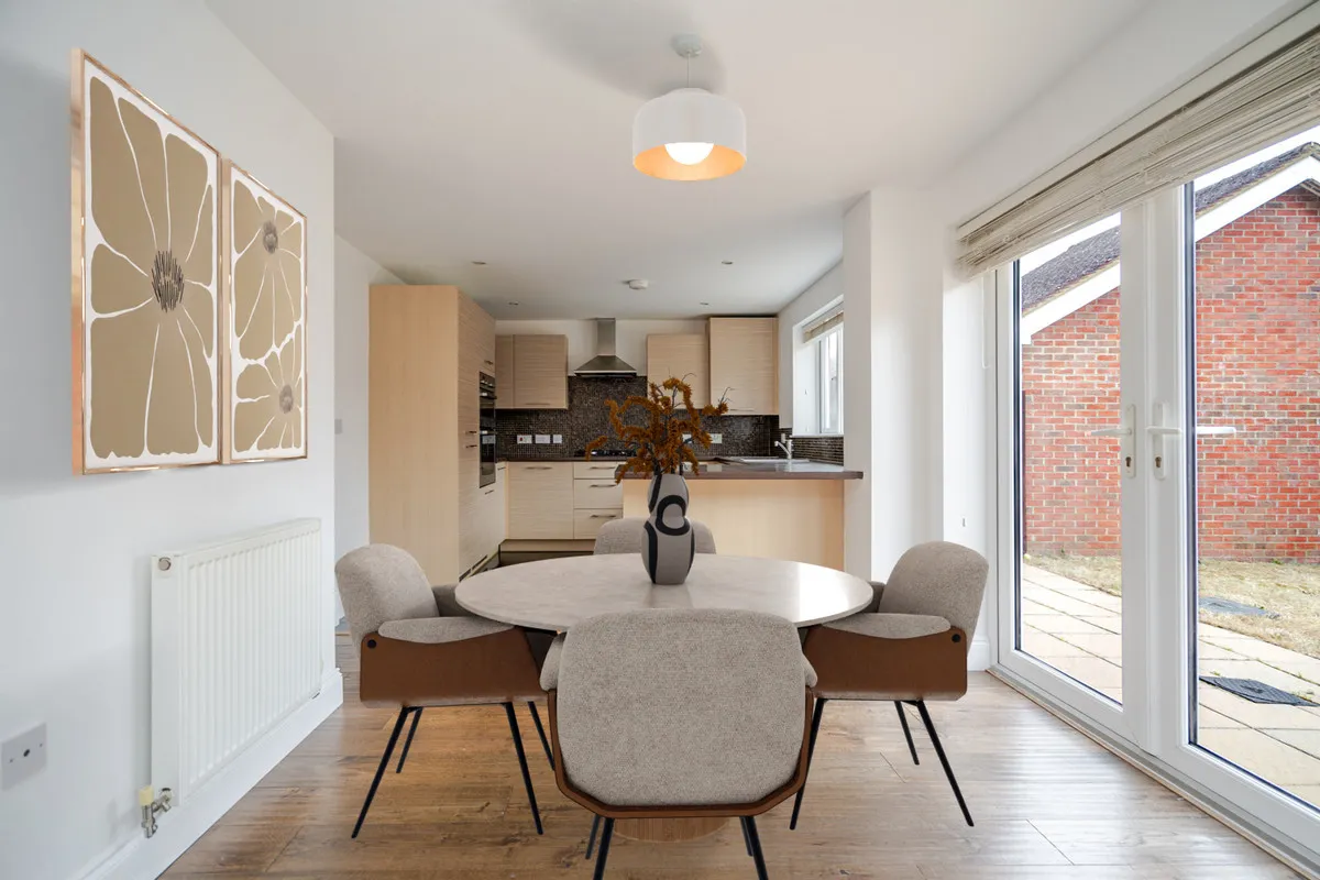 Littlestone Gate, Broughton, MK10, photo 9