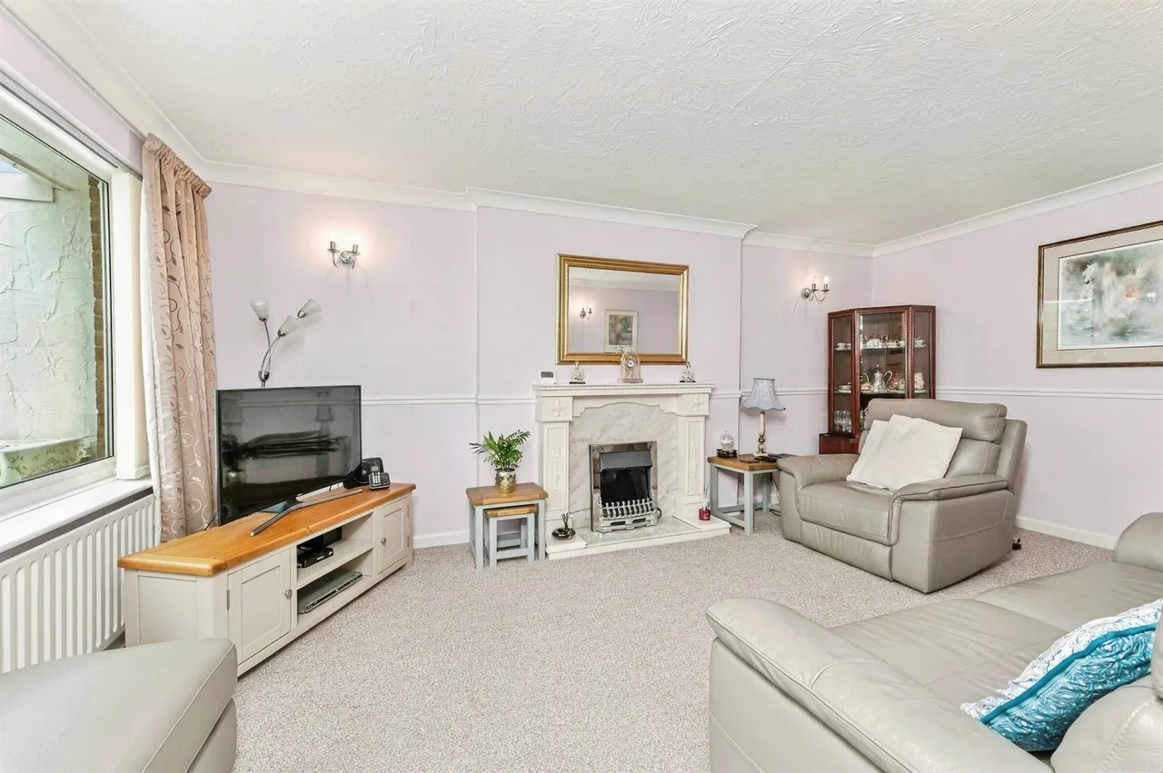 Coxley View, Netherton, Wakefield, photo 5