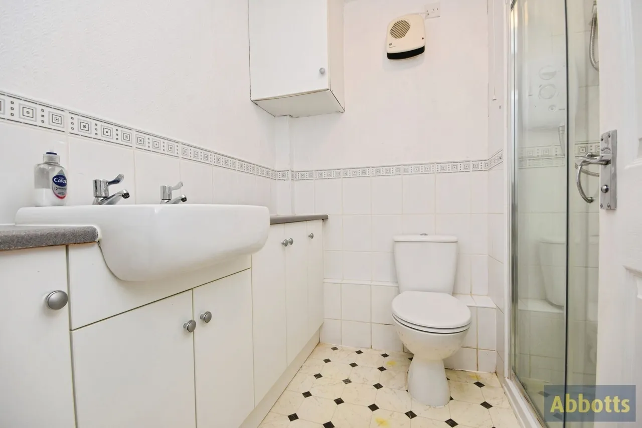 Hilltop Close, Rayleigh, Essex, SS6, photo 15