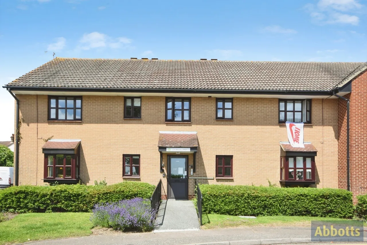 Hilltop Close, Rayleigh, Essex, SS6, photo 18
