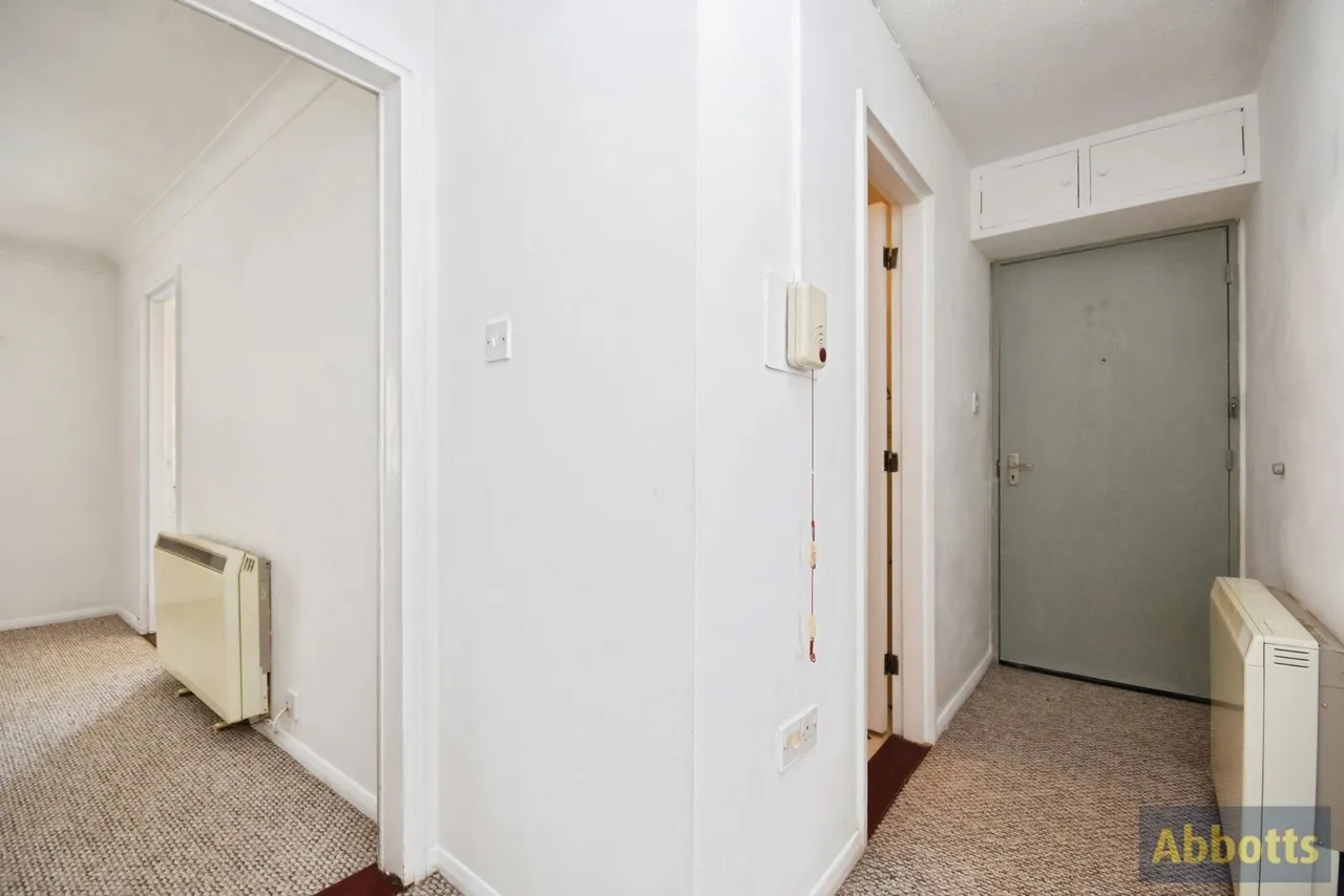 Hilltop Close, Rayleigh, Essex, SS6, photo 2