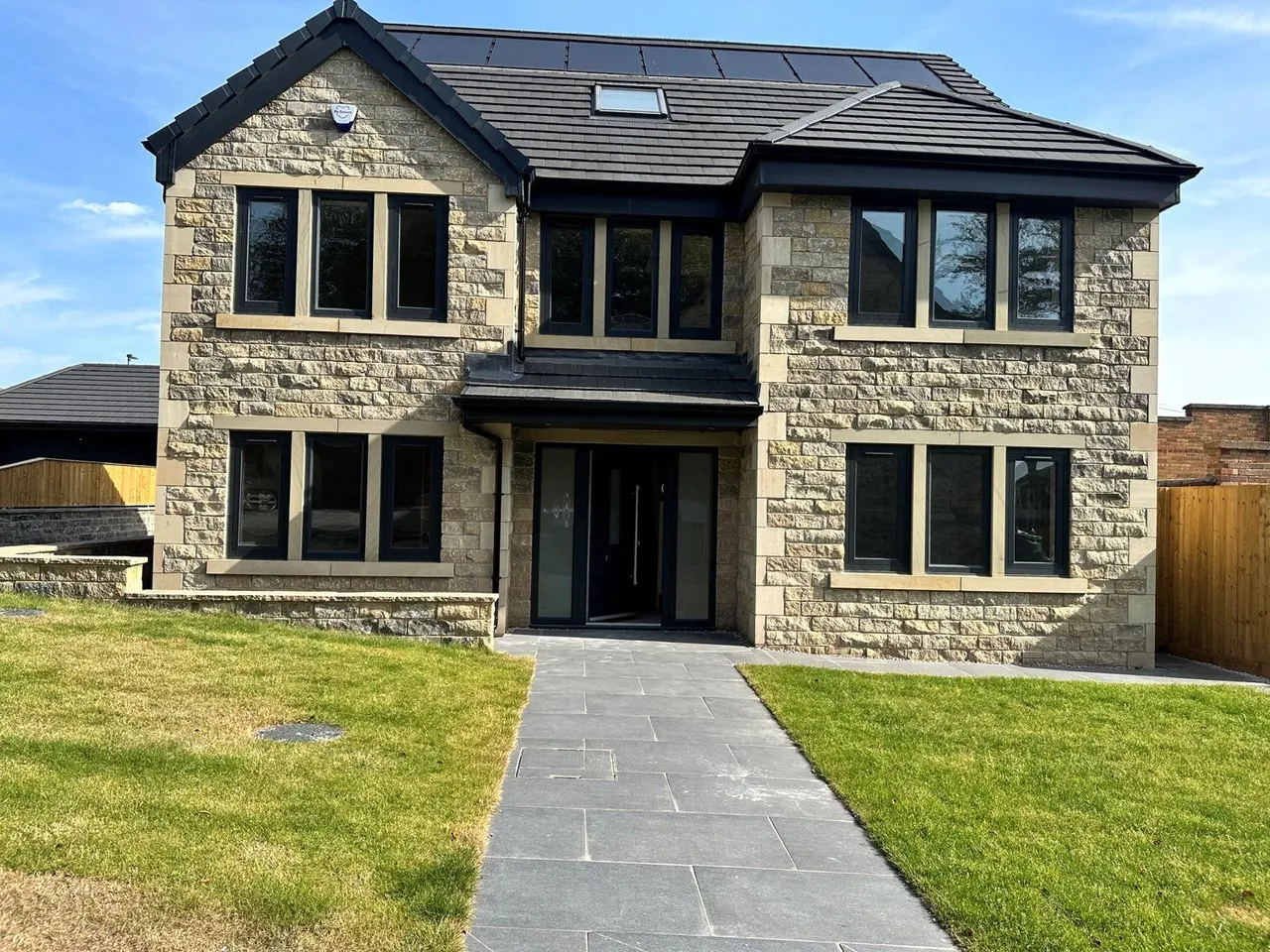 Manor Court, Horbury, Wakefield, WF4, photo 9