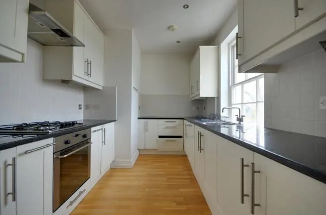 Harlington Road, Uxbridge, UB8, photo 3